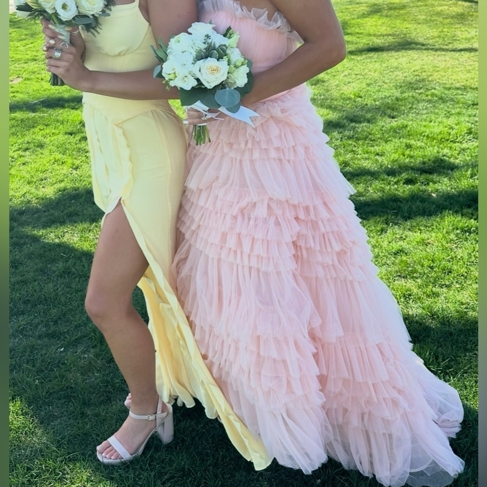 MAC DUGGAL tiered strapless tulle high low gown size 6 - Picture 6 of 16